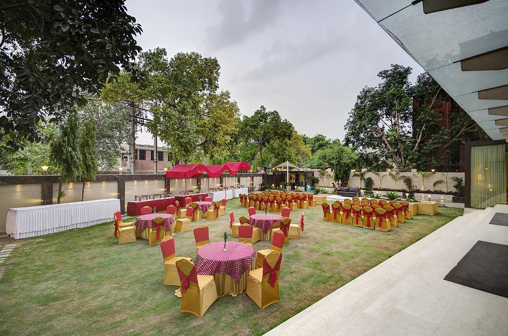 Palm Spring A Boutique Hotel Nowe Delhi Zewnętrze zdjęcie